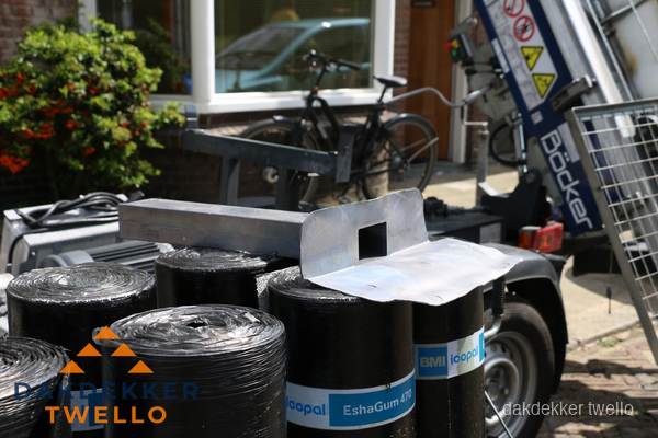 Dakbedekkingsmateriaal en dakgoot onderdelen in Twello Dakbedekkingsmateriaal en dakgoot onderdelen in Twello
