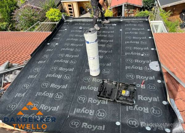 Dakrenovatie met Royal onderdak op plat dak in Twello