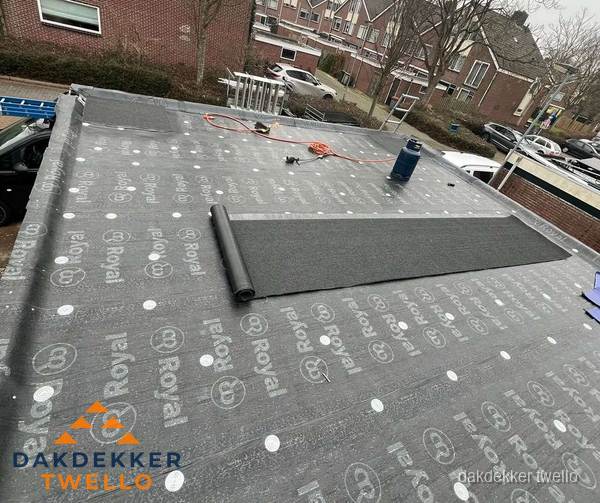 Dakrenovatie plat dak met bitumen dakbedekking in Twello Dakrenovatie plat dak met bitumen dakbedekking in Twello