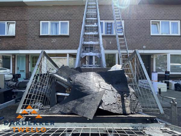 Kosten dakreparatie: dakschade aan flatgebouw in Twello Kosten dakreparatie: dakschade aan flatgebouw in Twello